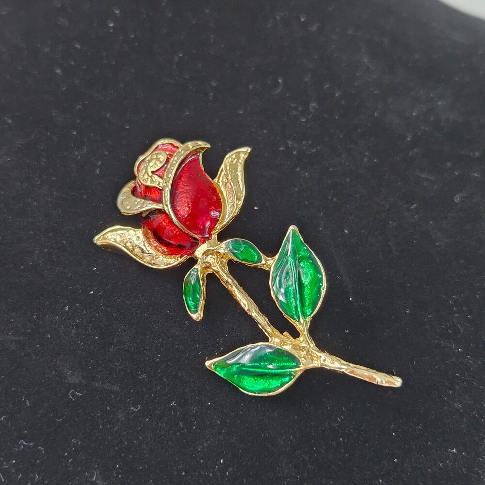 Vintage Mid-Century Gold Tone Enameled Red Rose Green Leaves Pin